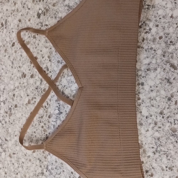 Nwt Good American brown seamless ribbed knit bra w/ adjustable straps size 1/2 - Picture 9 of 16